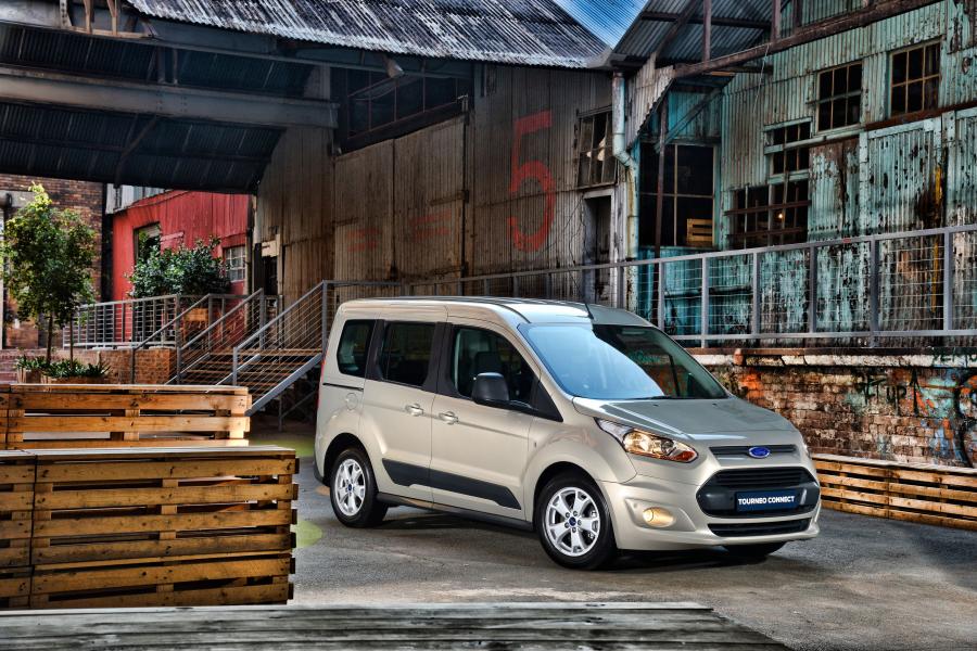  Ford Tourneo Connect 2015 года  (фото 3 из 20)